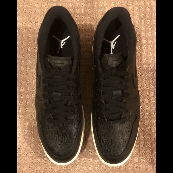 Women’s Air Jordan 1 RE Low Lifted - Picture 4 of 6